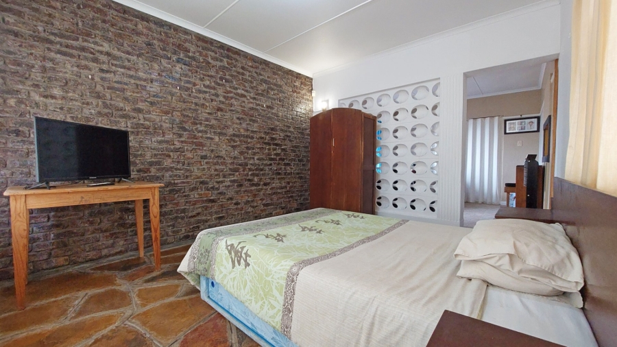 4 Bedroom Property for Sale in Greenfields Eastern Cape